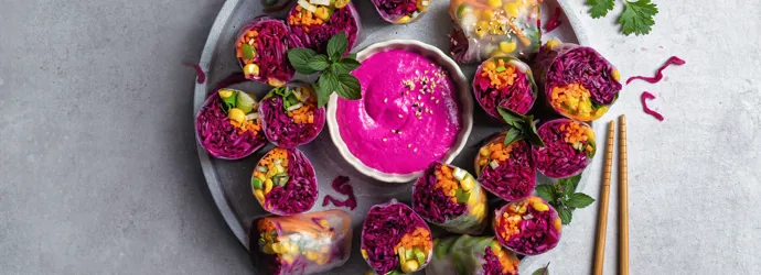 Red Cabbage Rolls mit Rote-Bete-Mayo