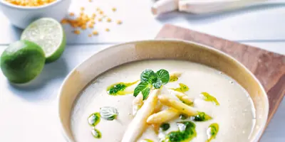 Asparagus-Lentil Cream Soup with Lemongrass and Mint Oil