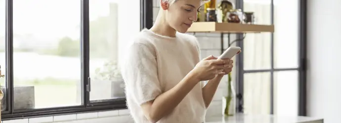 Wie man Freunde mit tröstenden Worten per SMS aufmuntern kann