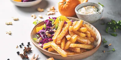 Knödelfries mit Rotkohlsalat und Orange